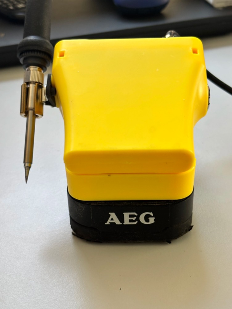 T12 Cordless Soldering Iron Fo - Diy Electronics Bench review and price